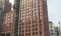 烟台左岸尊邸最新大爆料,奢华生活典范，尽享滨海尊贵体验