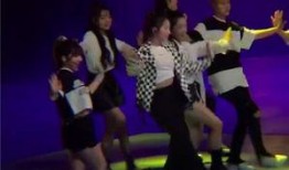 娱乐爆料现场视频直播,娱乐爆料瞬间，精彩瞬间尽收眼底