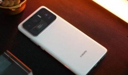 小米12 ultra 最新爆料,旗舰性能再升级，全新爆料揭秘神秘面纱